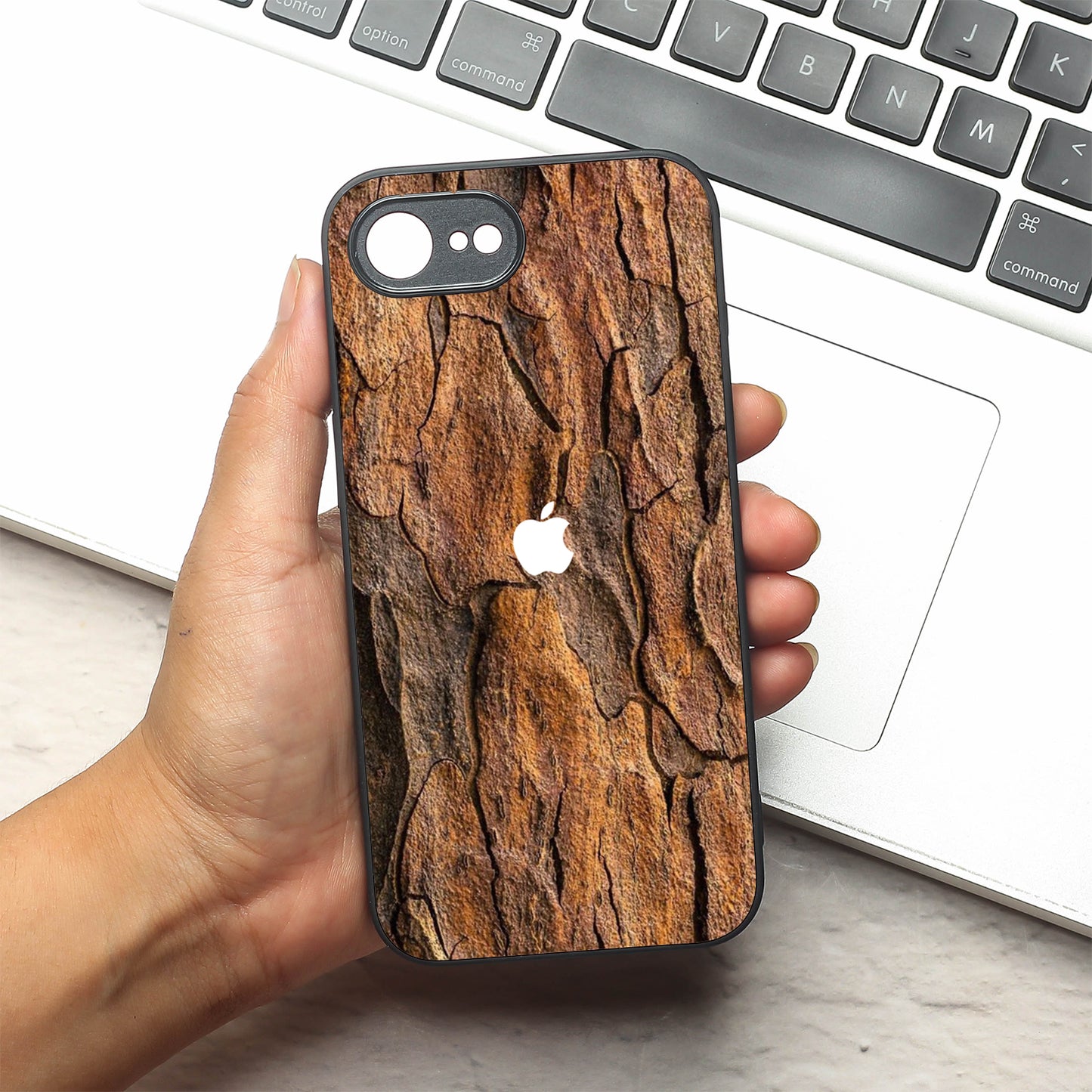 Wavy Grain metal back case for Apple Iphone 16e