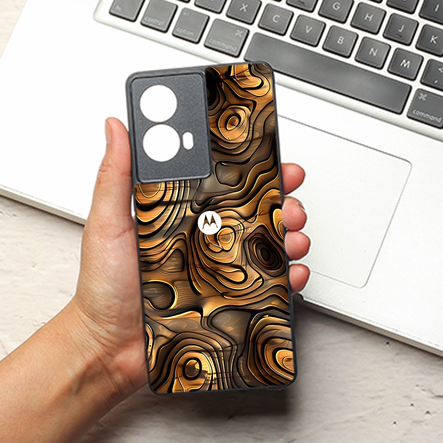 Rust Mirage metal back case for Motorola G85